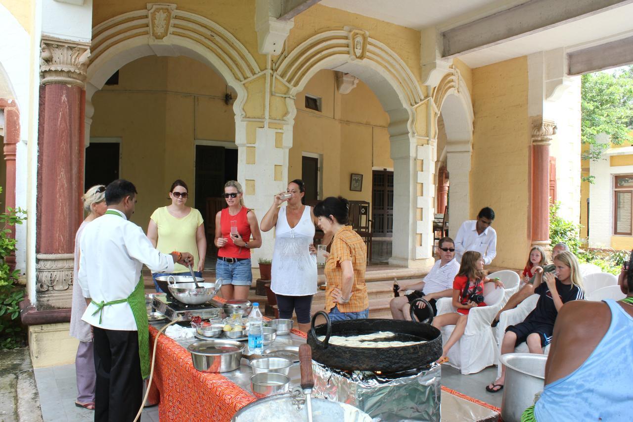 Bhanwar Vilas Palace Karauli Eksteriør bilde